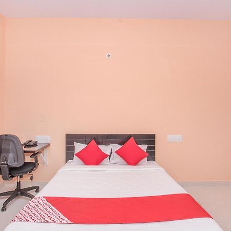 Oyo 24069 Flagship Aaira Inn Bangalore Extérieur photo