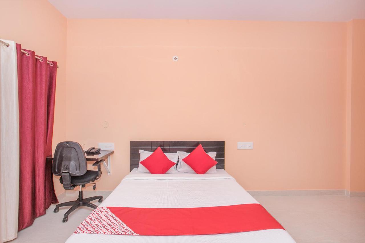 Oyo 24069 Flagship Aaira Inn Bangalore Extérieur photo
