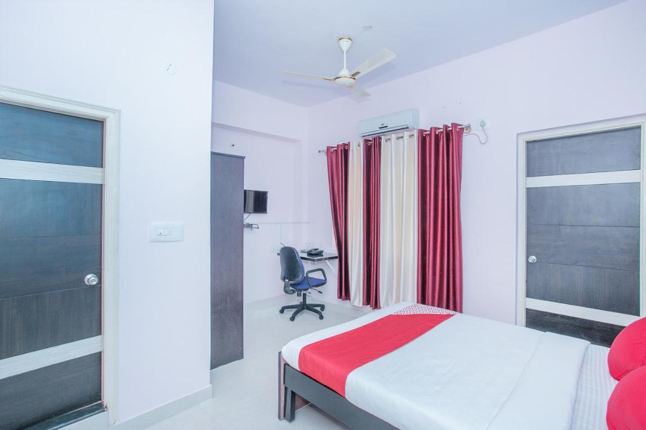 Oyo 24069 Flagship Aaira Inn Bangalore Extérieur photo