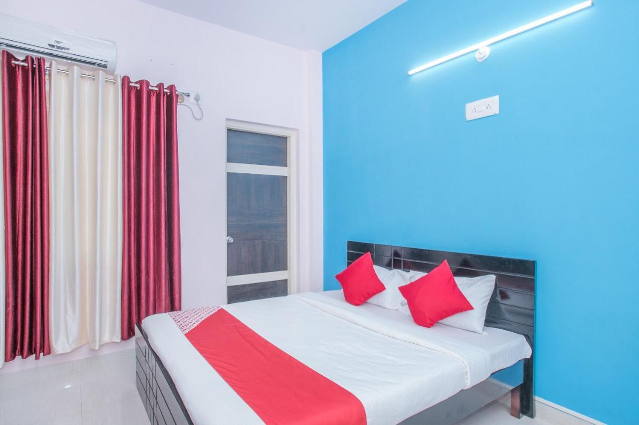 Oyo 24069 Flagship Aaira Inn Bangalore Extérieur photo